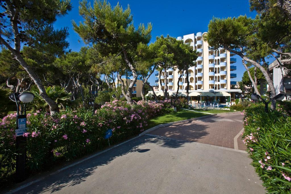 Hotel Parco Dei Principi Giulianova Εξωτερικό φωτογραφία