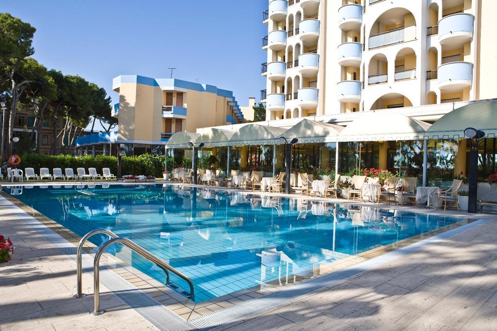 Hotel Parco Dei Principi Giulianova Εξωτερικό φωτογραφία